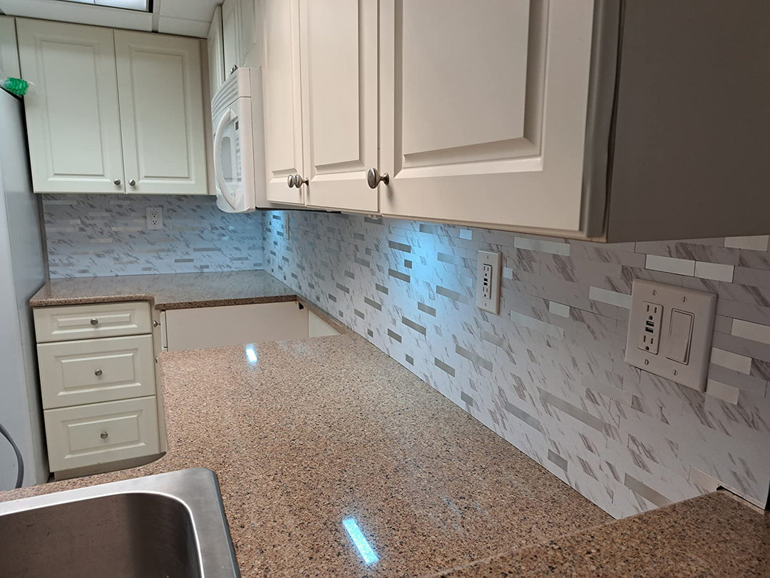 peel and stick backsplash for kitchen