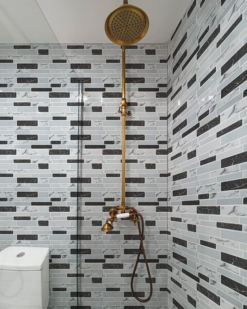 Peel and Stick Backsplash Tiles in Marble Design For Bathroom