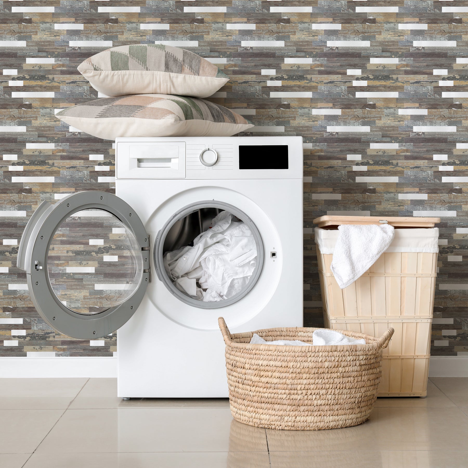 Linear Blend Tile for Laundry Room